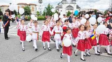 Argentina Culcuş, director Centrul Cultural Mioveni: „Peste 5.000 de copii au participat la evenimentele ce le-au fost dedicate”