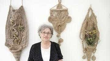 Valeria Răcăşan, expoziţie de artă decorativă la Biblioteca Judeţeană Argeş