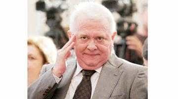 Hrebenciuc a făcut cunoştinţă prima oară  cu DNA la Piteşti, în 2011