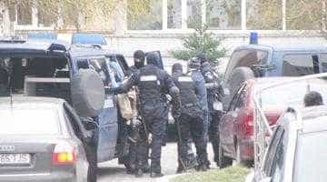 Gardianul Georgescu de la Penitenciarul Colibaşi primea şpăgile prin Western Union