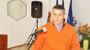 Deşi nu ocupa oficial funcţia, Tudosoiu s-a grăbit să parafeze documente  în calitate de inspector general