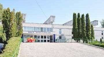 Sala Sporturilor din Trivale, la un pas să devină o ruină