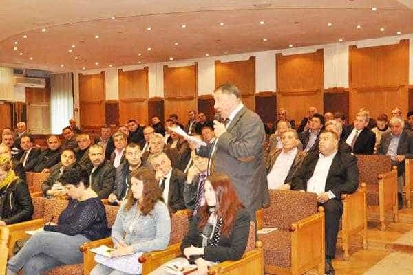 Cele mai dezorganizate arhive din judeţ, la Mihăeşti, Popeşti şi Râca
