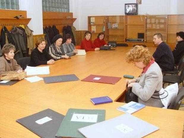 310 miliarde lei vechi pentru profesorii argeşeni