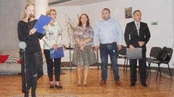 Întâlnire de gradul trei!   Preşedintele Tecău şi consilierul Narcis Sofianu au fost în prima zi de şcoală la „Castelul Piraţilor”
