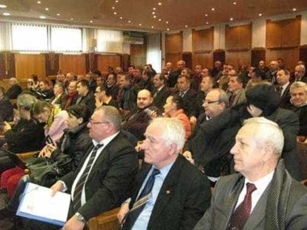 Culmea tupeului: după ce a trimis Garda Forestieră la Ploieşti, ministra Mediului le-a cerut edililor argeşeni ajutorul