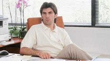Ionuţ Lupescu  „a tăiat porcul”  în ajunul Crăciunului la Lunca Corbului