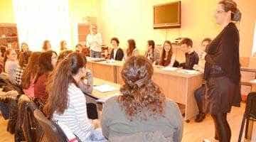 Atelier de scriere creativă  la Centrul Europe Direct Argeş