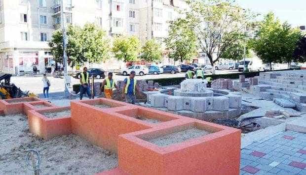 Lucrări de reabilitare şi modernizare a spaţiilor publice