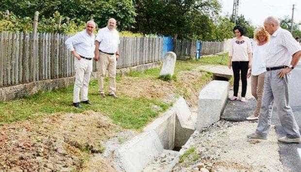 Reparaţii la drumul judeţean erodat de la Cuca