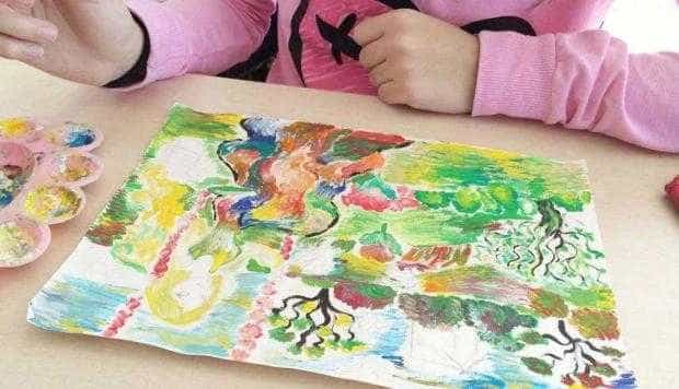 Artişti plastici din Moscova susţin ateliere de pictură şi desen la Mioveni