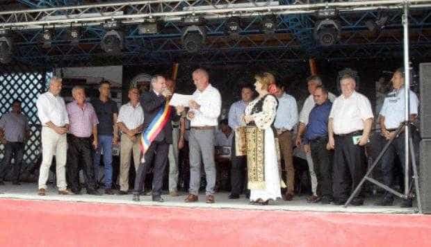 Mariana Ionescu Căpitănescu şi Cream au făcut spectacol la ziua comunei Domneşti
