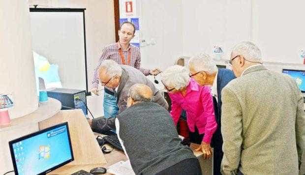 Curs de informatică pentru pensionari