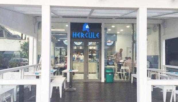 S-a deschis un restaurant cu specific grecesc în centrul Piteştiului 7 S-a deschis un restaurant cu specific grecesc în centrul Piteştiului 7