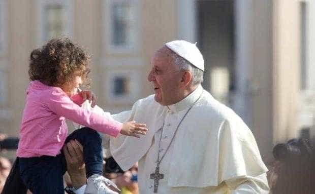 Pope Francis child 810 500 55 s c1