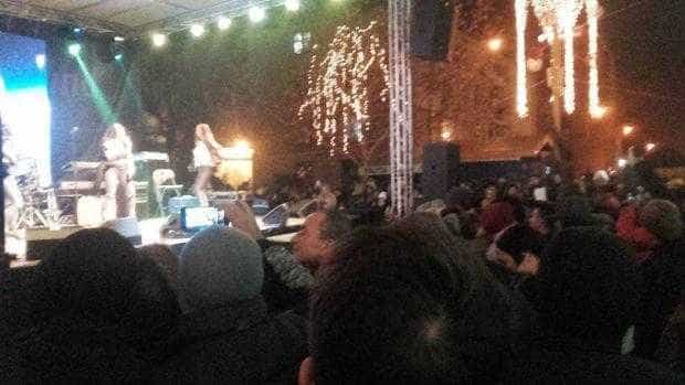 Revelion fără şampanie şi tradiţionala oficiere de căsătorii în noaptea dintre ani
