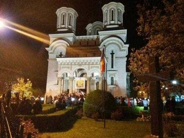 Hristos a înviat! 8 17883638 1316092381807245 5322381675847845608 n