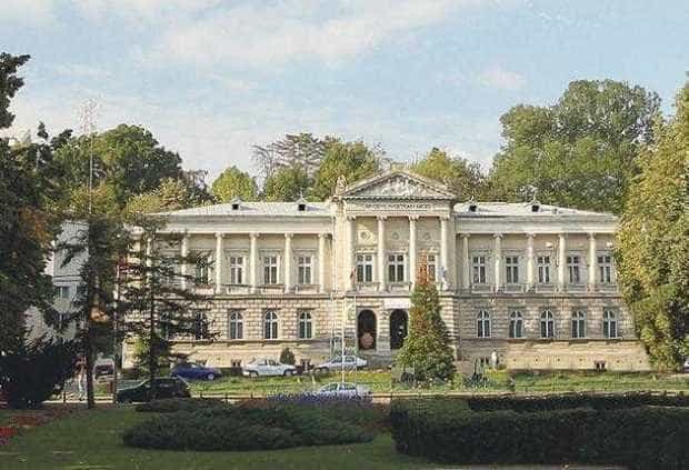 Muzeul Judeţean Argeş participă la Târgul European al Castelelor