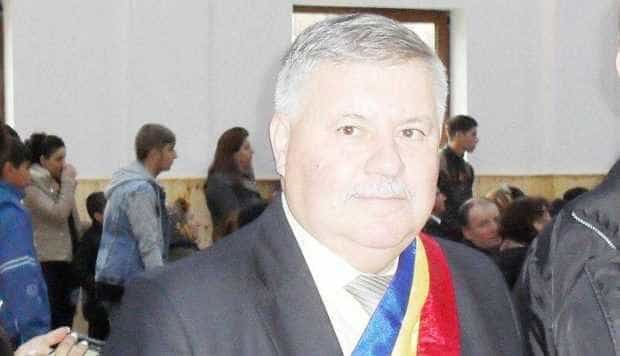 Primarul Nicolae Barbu: „Din 14 iunie centrala fotovoltaică de la Valea Iaşului introduce energie electrică în sistemul naţional”