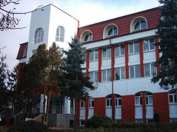 Majorarea salariilor bugetarilor din Administrația locală Curtea de Argeș a fost respinsă
