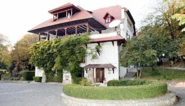 Vila Florica rămâne în patrimoniul Consiliului Judeţean Argeş