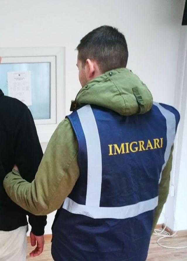 Chinezi angajați la negru în Argeș