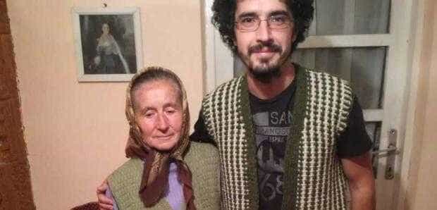 Povestea impresionantă a unei bătrâne din Corbi a ajuns virală pe Facebook