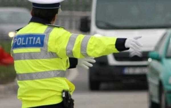 Amendă uriașă pentru transport ilegal de persoane pe ruta Pitești-Mioveni