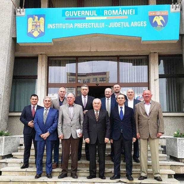 Nicolescu, invitat cu toate onorurile la reuniunea prefecților de Argeș