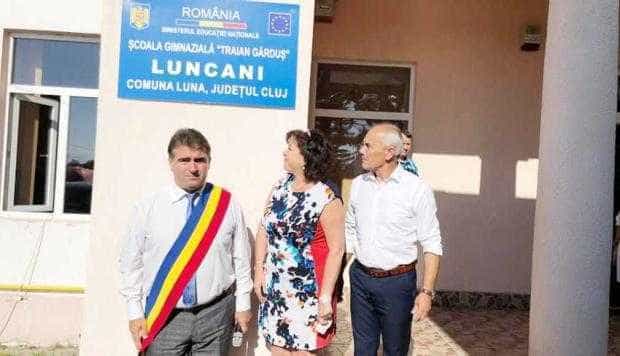 O şcoală din judeţul Cluj a primit numele profesorului Traian Gărduş