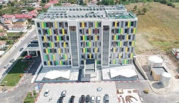 Peste 500 de invitaţi, dintre care 50 străini, la recepţia noului spital de la Mioveni