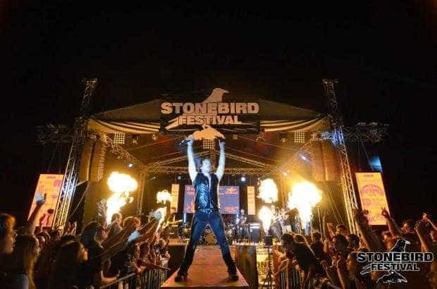 S-au pus în vânzare abonamentele la a treia ediție a Stonebird, cel mai mare festival rock din mediul rural din România