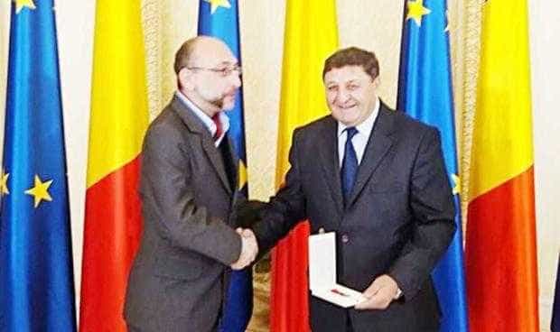Ghinionul lui Ţâroiu: are parte doar de Iohannis!