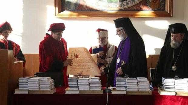 Calinic a primit titlul de Doctor Honoris Causa al Universității „Lucian Blaga” din Sibiu