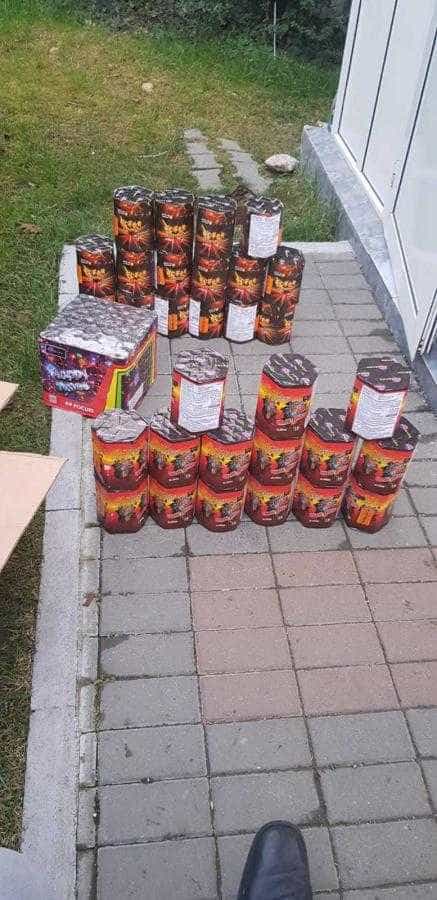 Materiale pirotehnice confiscate de jandarmi în Pitești