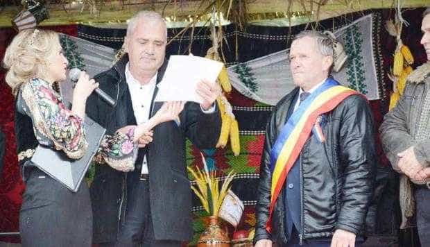 Primarul de la Recea, acuzat  că n-a pus în posesie un cetăţean care nu i-a vândut lui pământul