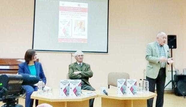 Un eveniment inedit. Lansarea volumului monografic „Biblioteca Judeţeană „Dinicu Golescu” Argeş. File de cronică“