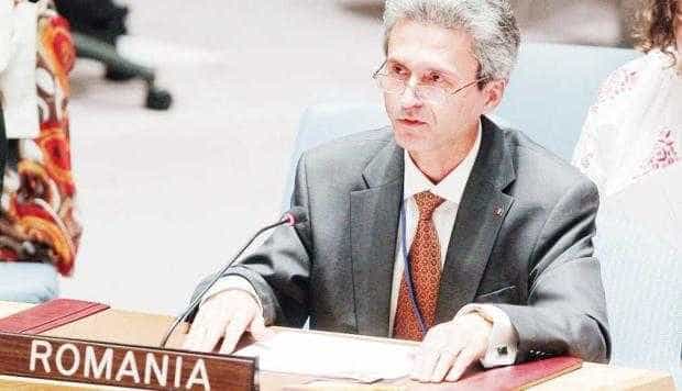 Ambasadorul României la ONU a premiat cu 100 de dolari un elev din Măţău