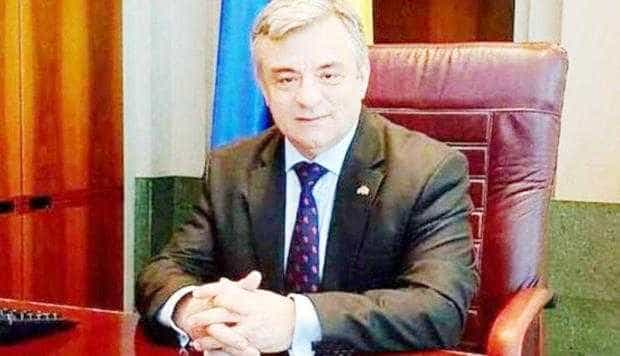 Miuţescu: „Din fericire, argeşenii văd cine construieşte şi cine distruge”