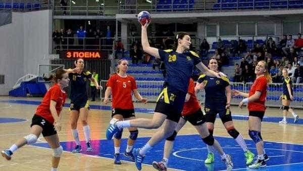 Sârboaică transferată la echipa de handbal a Mioveniului