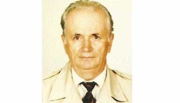 Matematicianul Gheorghe Petrescu, manager şcolar  şi profesor universitar