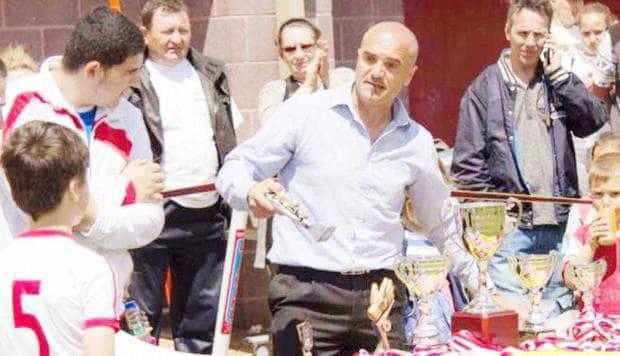După şcoală de fotbal  la Londra, Gabi Dumitru face şi colegiu în parteneriat cu Ministerul Educaţiei din UK