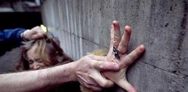 Tatăl incestuos și violent a șapte copii a fost arestat pentru 30 de zile