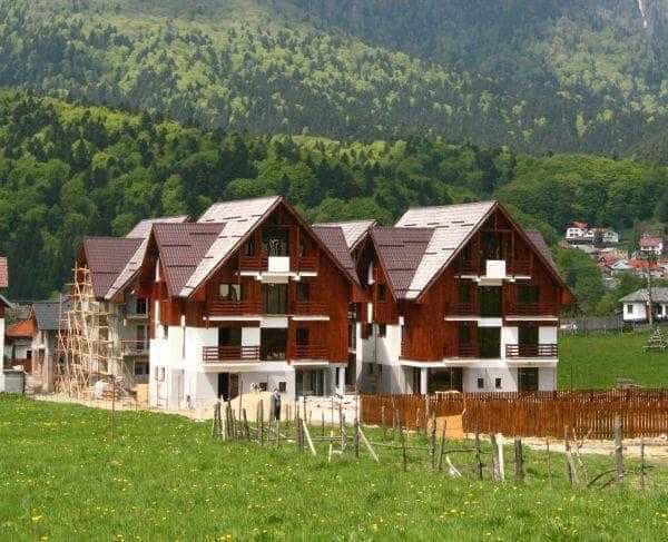 Agenția MERVANI: „Pandemia a influenţat pozitiv piaţa imobiliară de pe Valea Prahovei”
