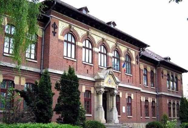 Olimpiada Națională de Limba Română are loc la Pitești