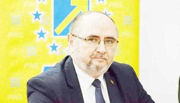 Senatorul Dănuţ Bica: „Angajamentul PNL a fost îndeplinit: pensiile speciale pentru parlamentari au fost anulate!”