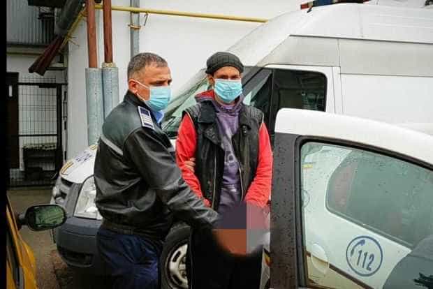 Un tânăr și- a tâlhărit vecinul de două ori