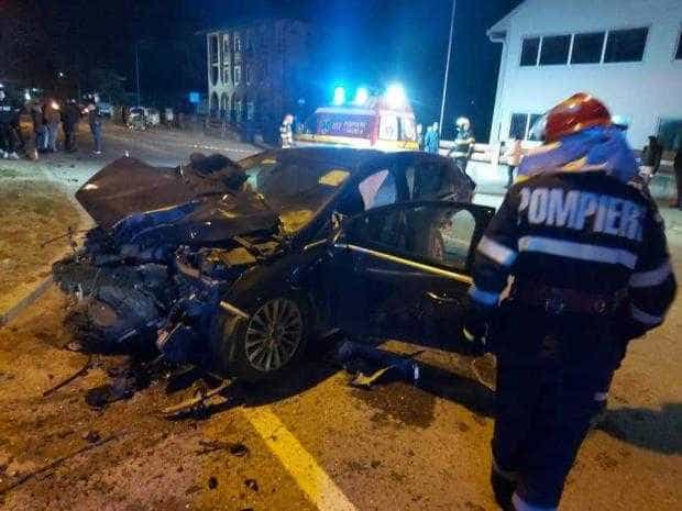 Accident la Curtea de Argeș din cauza unei curse ilegale auto
