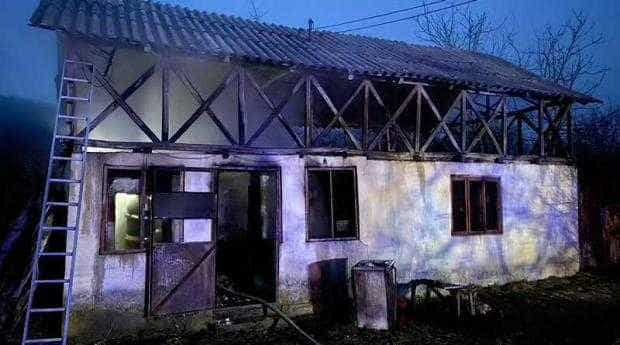 Un argeșean și-a pierdut viața în propria locuință! A murit INTOXICAT cu monoxid de carbon