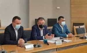 Primarul Cristian Gentea: "Valoarea propusă de arhitect pentru toaleta publică era 500.000 de euro, nu 200.000 de euro" 9 Primarul Cristian Gentea: "Valoarea propusă de arhitect pentru toaleta publică era 500.000 de euro, nu 200.000 de euro" 9